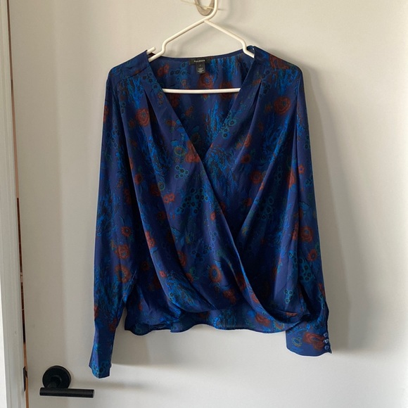 Halogen Blouse - Picture 3 of 5